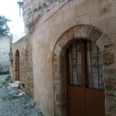 In The Center Of The Medieval Town,very Economical Διαμέρισμα